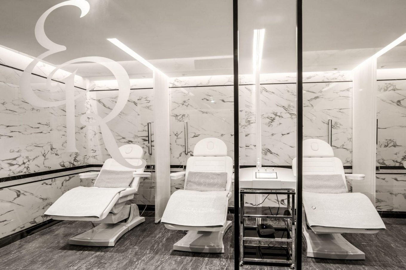Edem Clinic — медичний центр Edem Resort